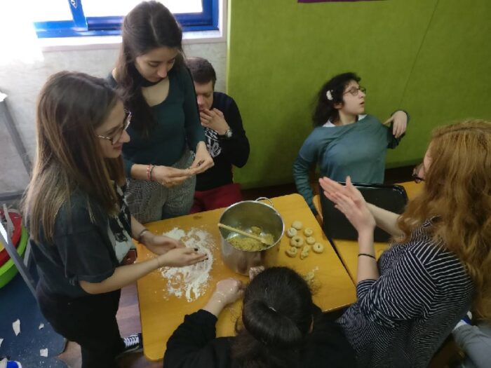 πασχαλινά κουλουράκια