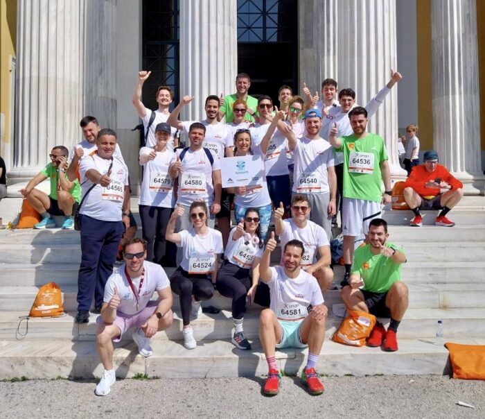 Δρομείς που έτρεξαν για την Αμυμώνη, λίγο πριν την εκκίνηση του 12ου Ημιμαραθώνιου της Αθήνας