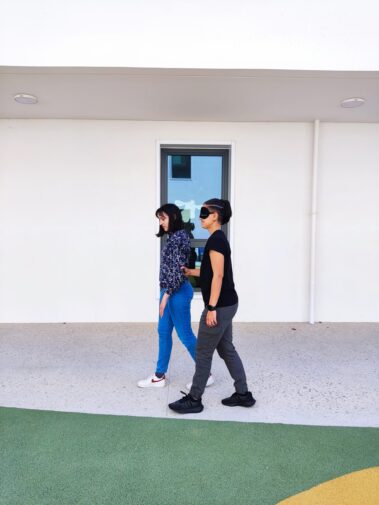Ομάδα εργαζομένων της Αμυμώνης στη διάρκεια της εκπαίδευσης βλέποντος οδηγού